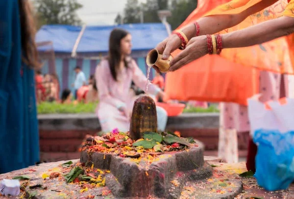 Rudrabhishek Puja at Kashi Vishwanath Temple