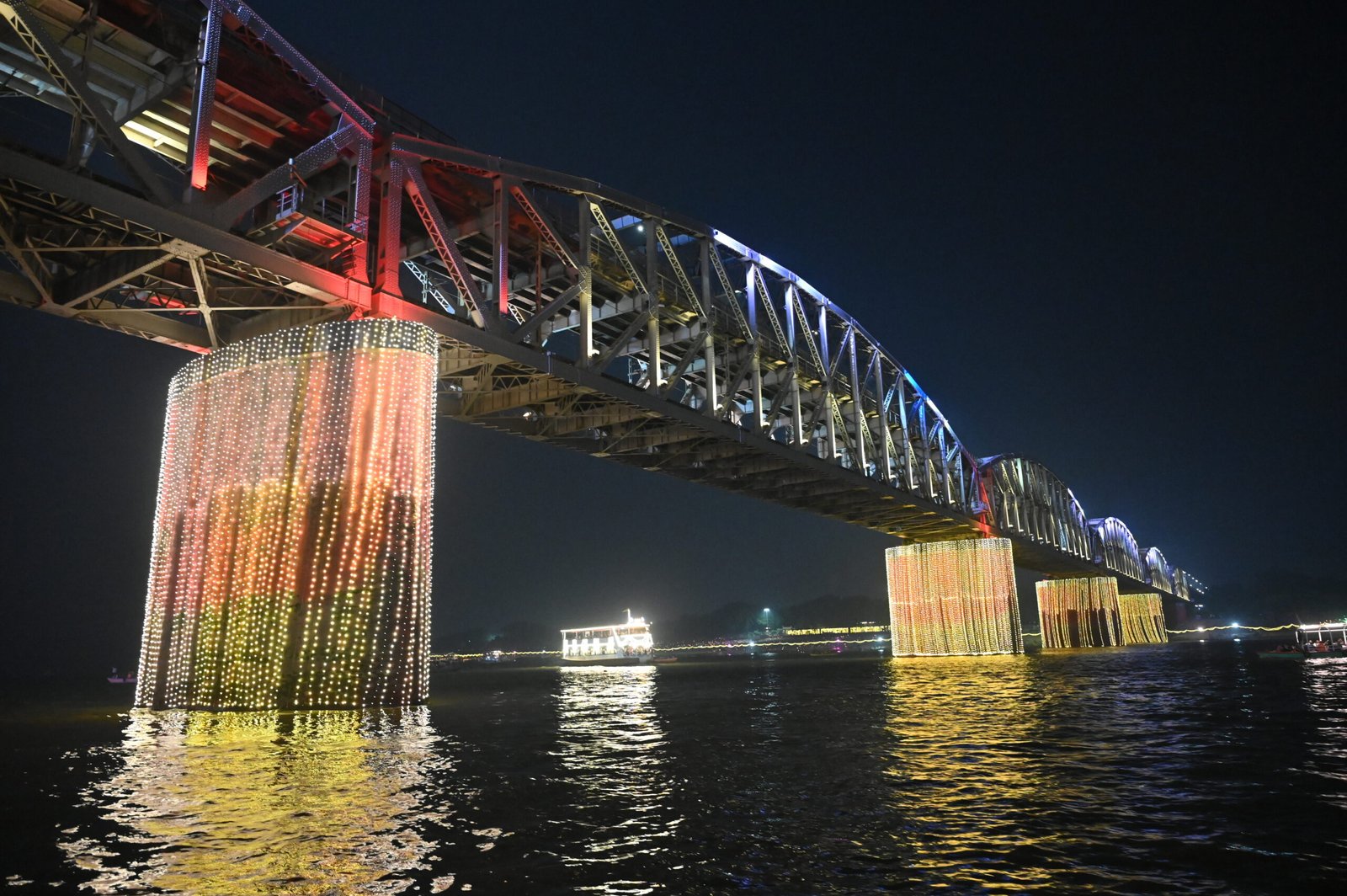 Exclusive Private Boat Bookings for Dev Diwali in Varanasi