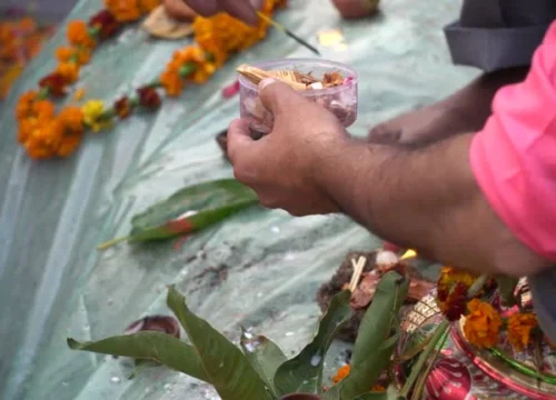 Asthi Visarjan in Varanasi