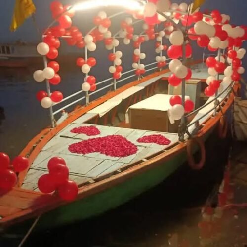 Unique Boat Decorations for Special Occasions in Varanasi