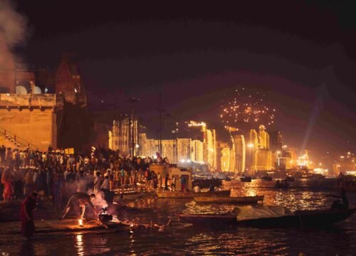 Plan your Dev Diwali 2025 experience by booking a boat in Varanasi with Banaras Bhraman