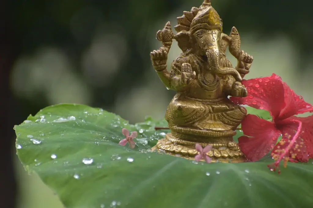 ganesha statue