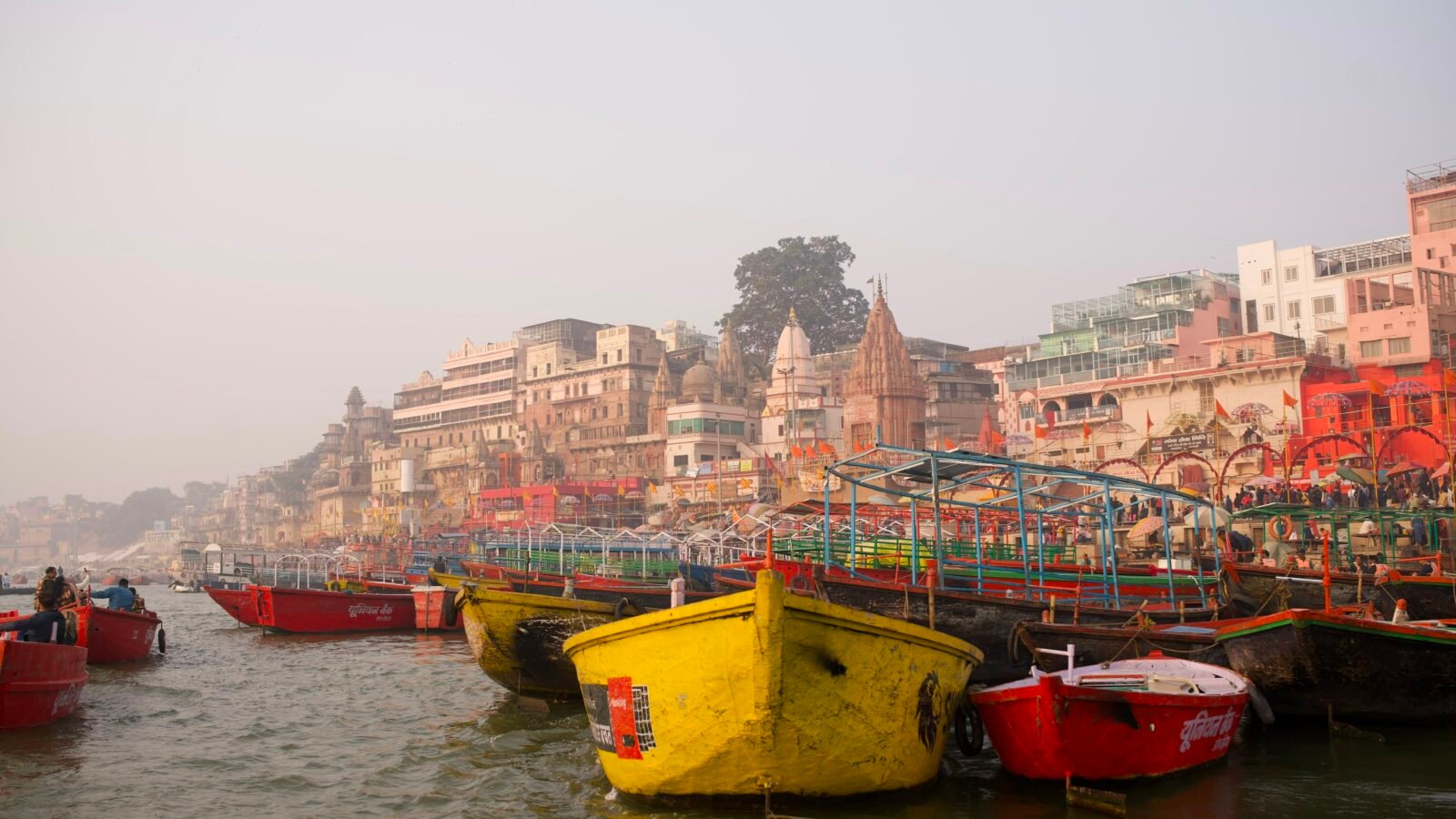 Motor boat ride with Varanasi ghats along the Ganges